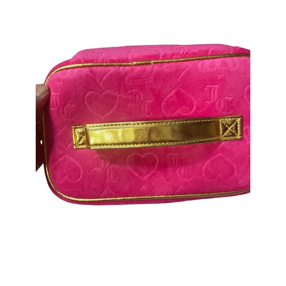 Juicy Couture NWOT Pink Velvet Embossed Crown Zipper Makeup Bag With Gold Handle - Picture 7 of 8